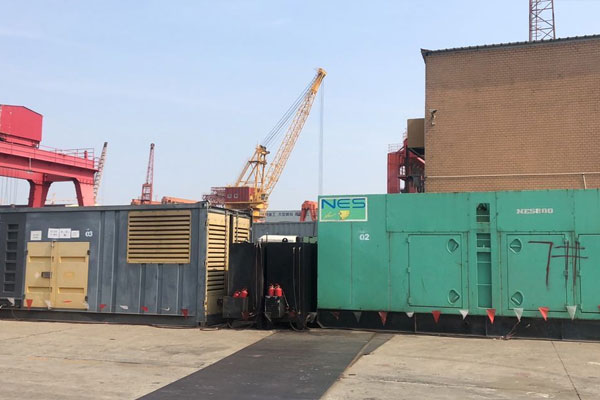 汝南发电机出租空气滤清器的清洁频率是多少？